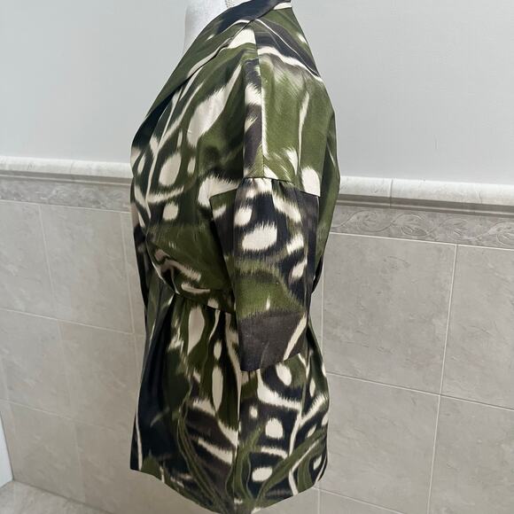 Giambattista Valli Green print short sleeve jacket blouse with button 44/M Italy - Picture 15 of 16